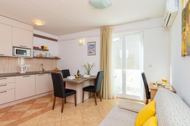 One-Bedroom Apartment with Balcony image 1
