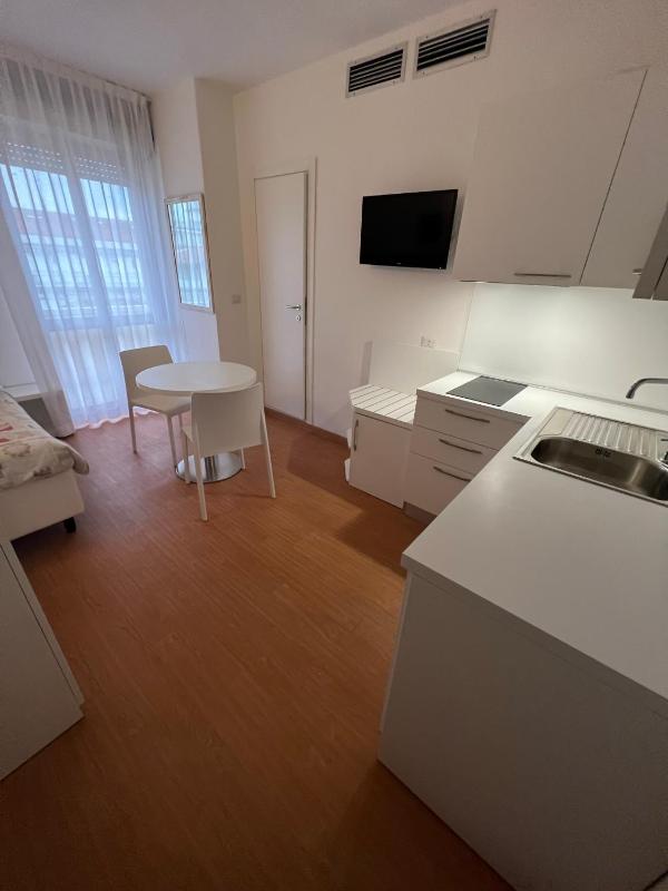 Deluxe Suite image 2