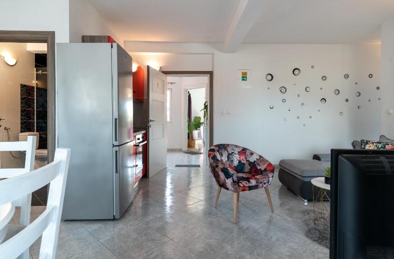 Apartment image 4