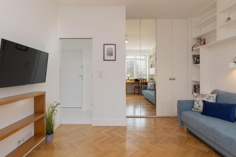 Koszykowa Sunny Studio by Noclegi Renters - image 12