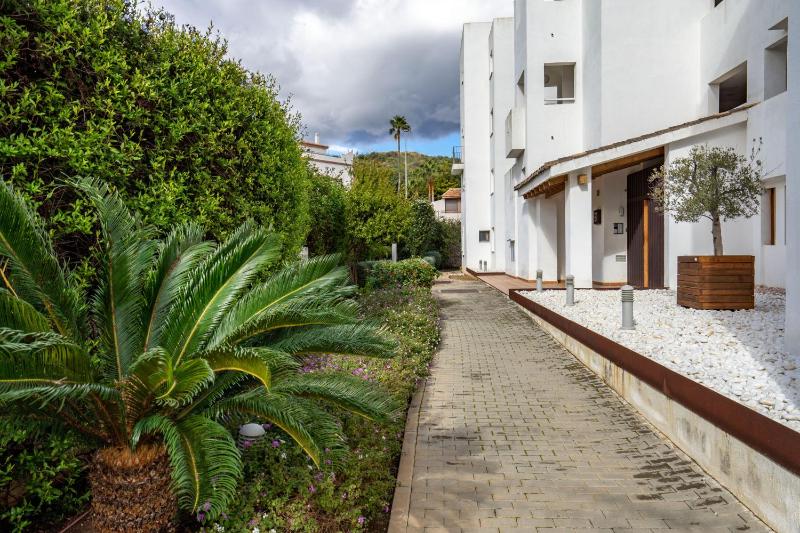 Lovely Alamar apartment by Costarentals - Ref 108 - image 11
