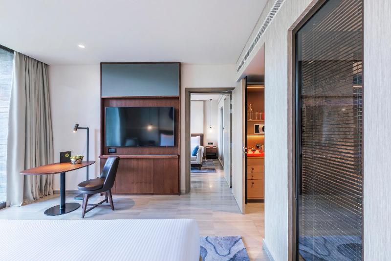 Deluxe Interconnecting City View