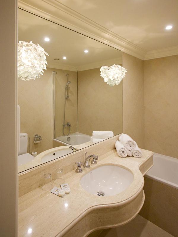 Triple Room image 4
