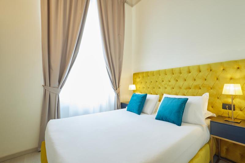 Economy Double Room image 4