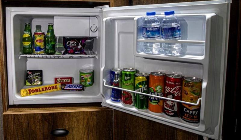 Deluxe Triple Room image 2