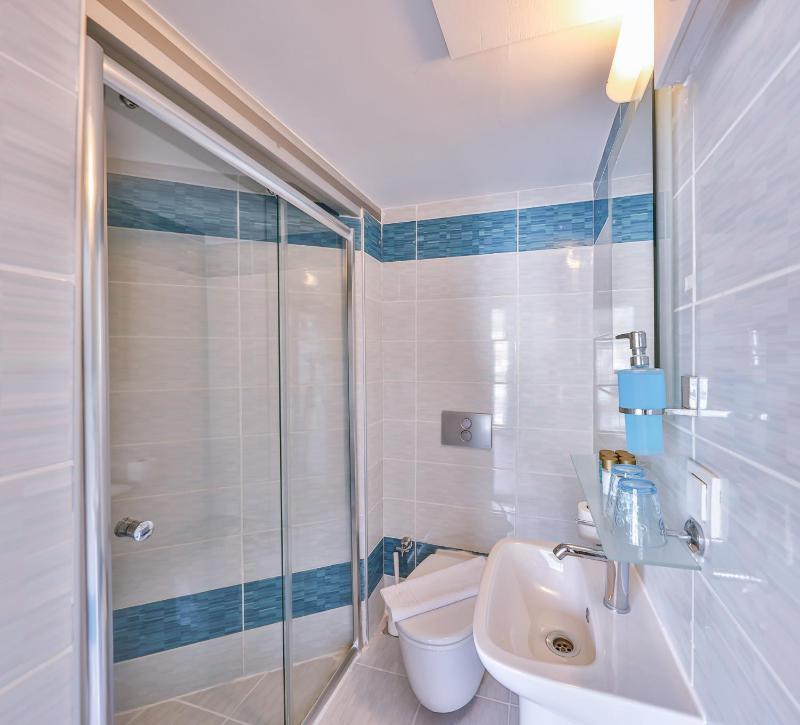 Double Room with Terrace image 1