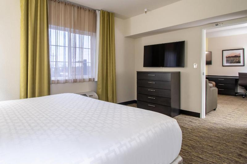 Candlewood Suites Portland Airport By IHG - image 30