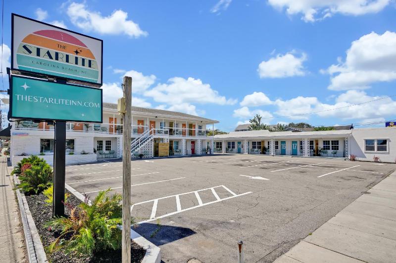 The Starlite Inn - image 41