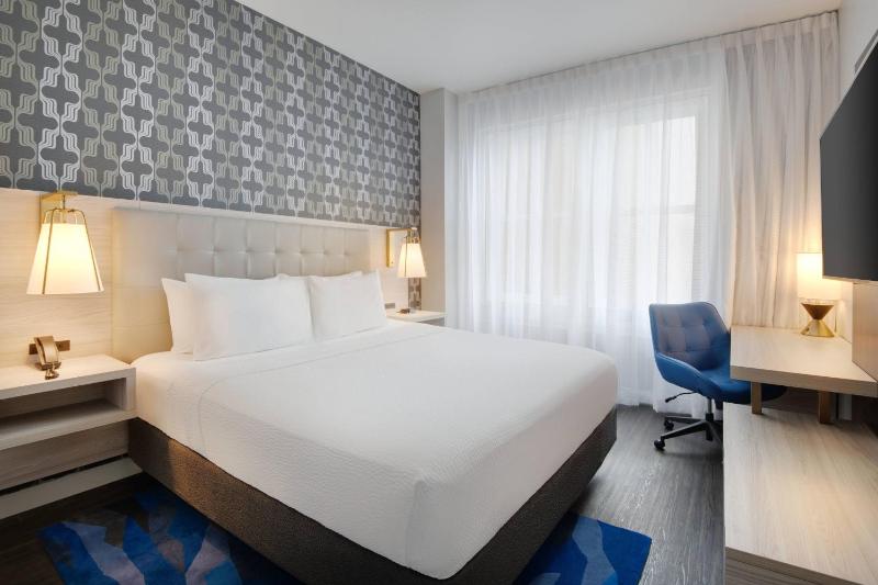 Courtyard by Marriott Atlanta Downtown - image 11