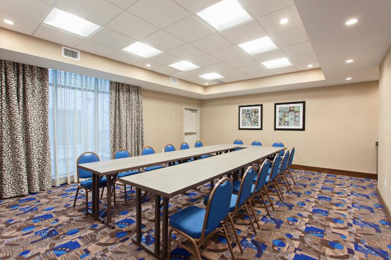 Residence Inn by Marriott Seattle Sea-Tac Airport - image 2