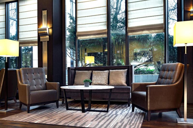 Sheraton Essen Hotel - image 44