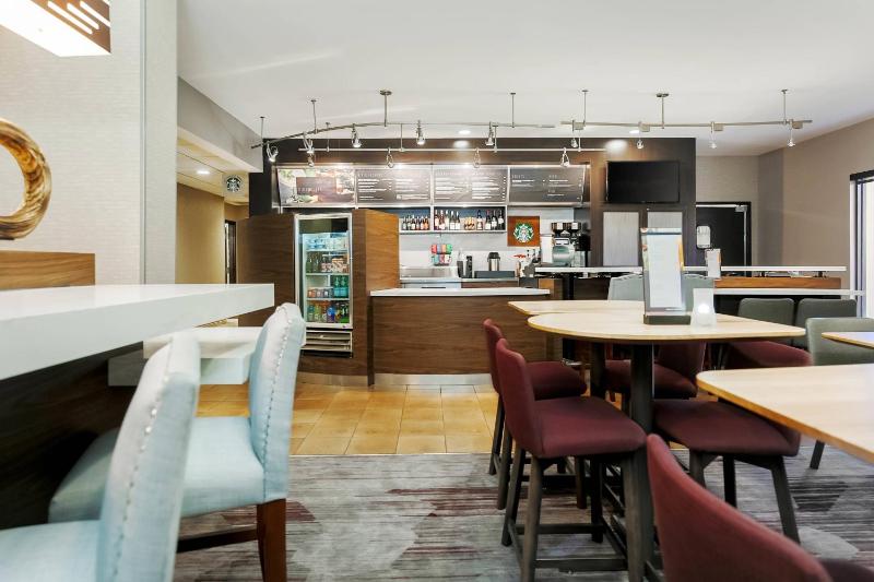 Courtyard by Marriott Tampa Brandon - image 28