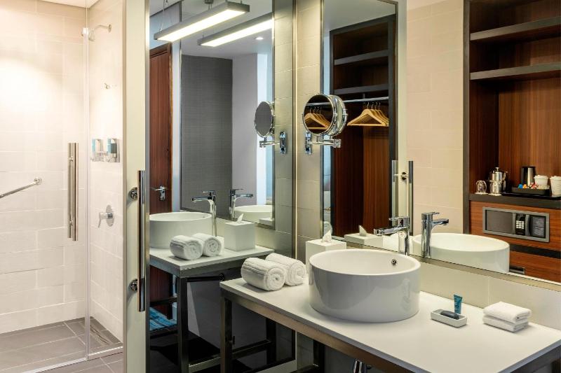 Aloft Room – Twin Bed (Complimentary Shuttle to Expo Metro Station & Al Maktoum International Airport) image 3