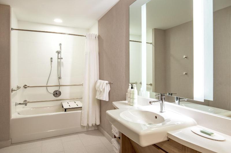 King Suite with Ocean View image 2