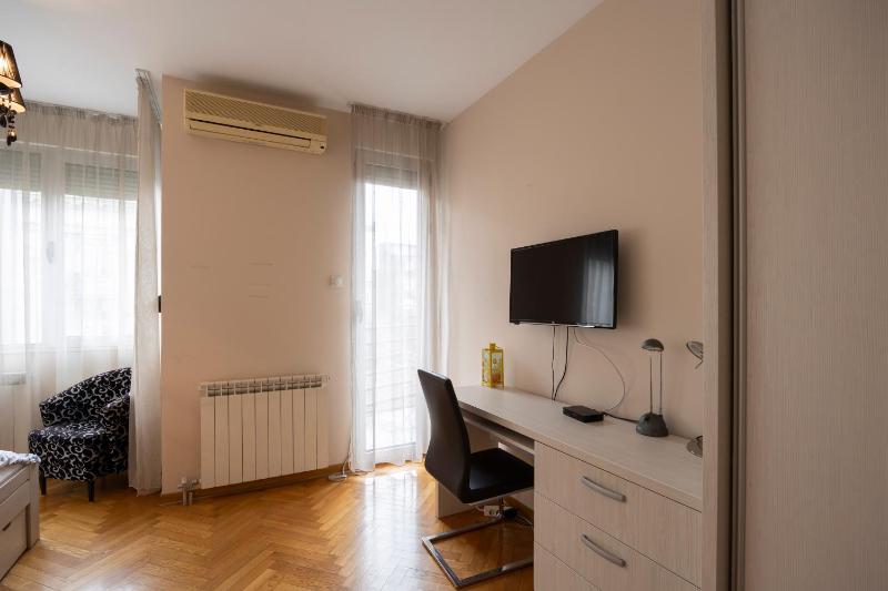 Belgrade Center Apartment Lux II - image 6