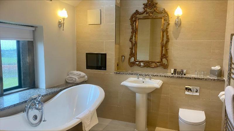 Suite image 4