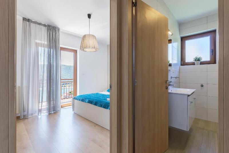 Two-Bedroom Apartment with Balcony and Sea View image 2