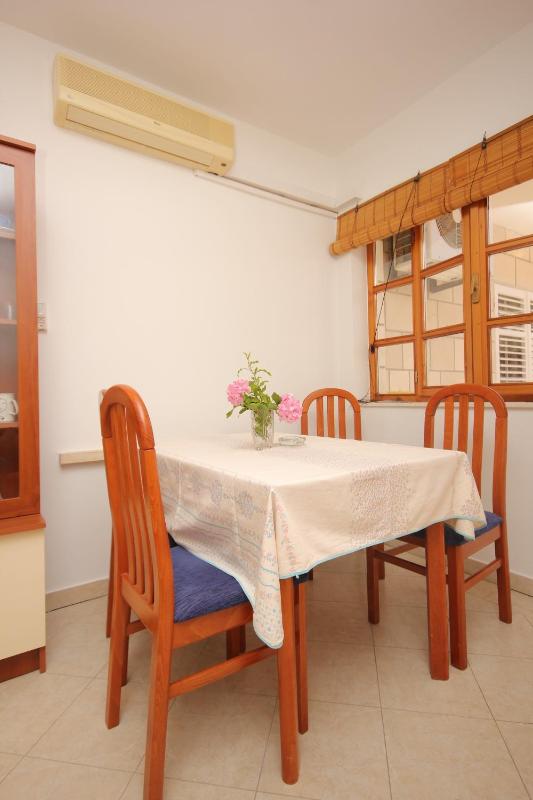 One-Bedroom Apartment with Terrace image 4