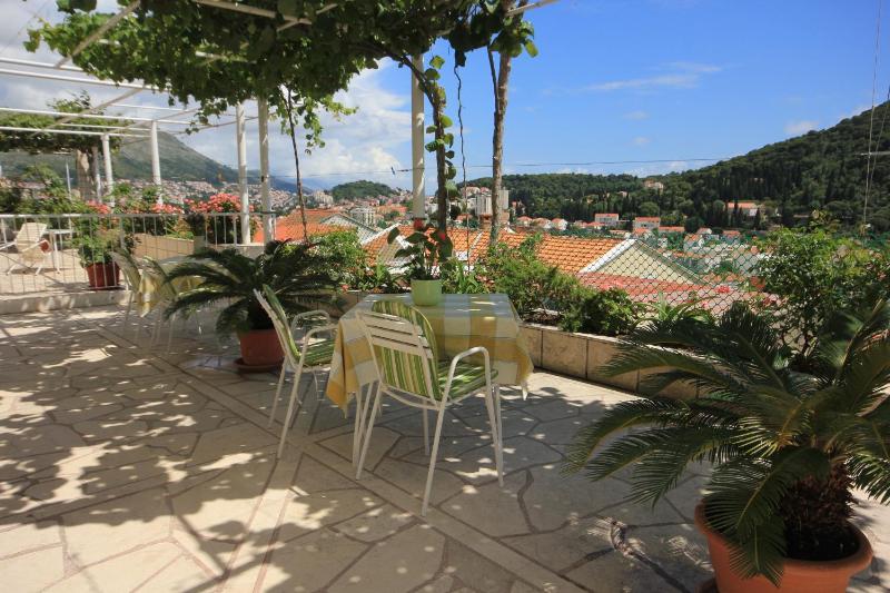 Double Room with Terrace image 3
