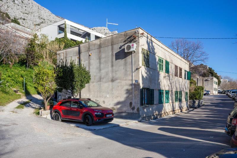 Apartments by the sea Omis - 20906 Images