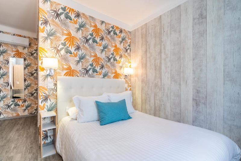 Standard Single Room image 3
