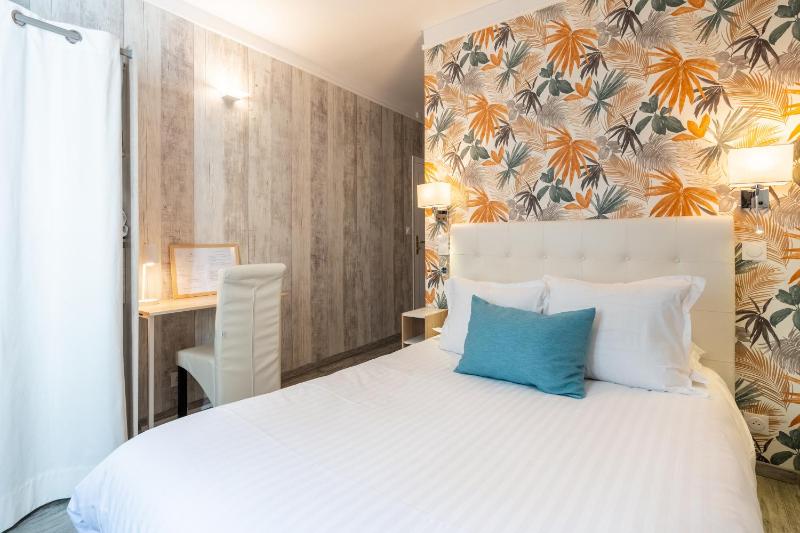 Standard Single Room image 4