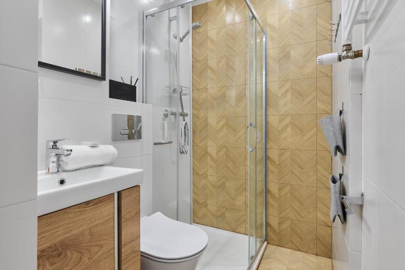 Wrocław City Centre & Main Square Apartment by Noclegi Renters - image 10