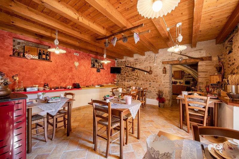 Agriturismo Borgo di Calmasino - image 16