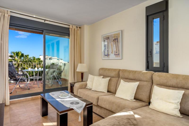 Lovely apt with pool by Costarentals - Ref 87 - image 2