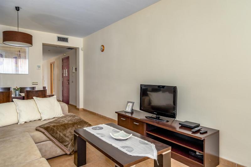 Lovely apt with pool by Costarentals - Ref 87 - image 6