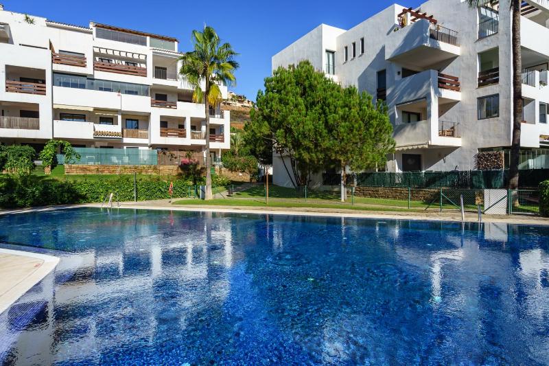 Lovely apt with pool by Costarentals - Ref 87 - image 11