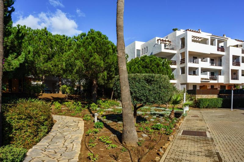 Lovely apt with pool by Costarentals - Ref 87 - image 26