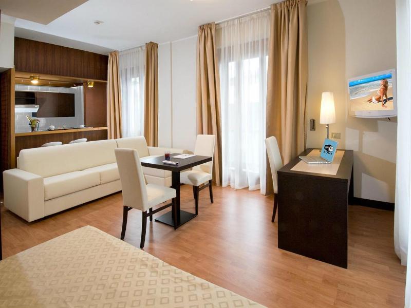 Junior Suite (3 Adults) image 3
