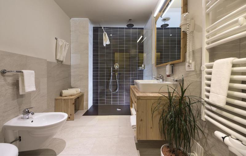 Double Room image 1