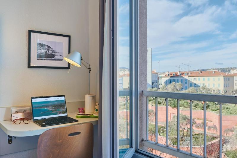  Double Room for Single Occupancy   image 1