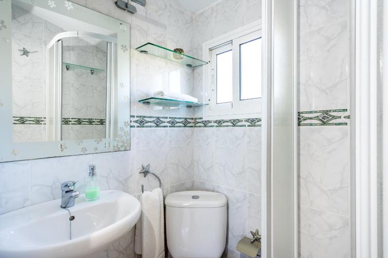 Miraflores sea view apt by Costarentals - Ref 127 - image 13