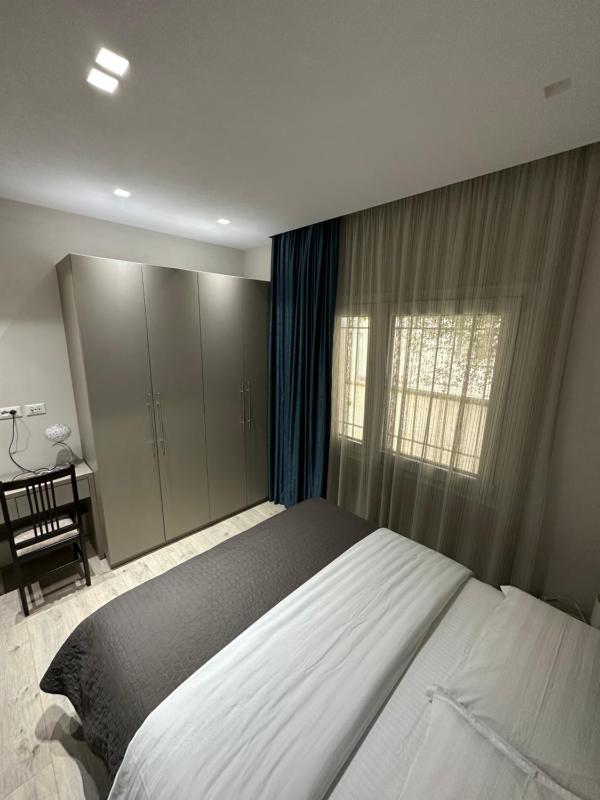 Apartment image 3