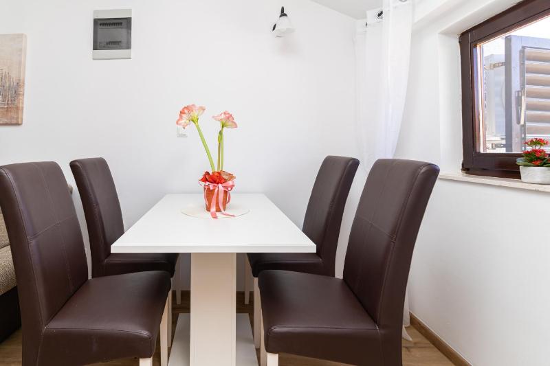 Apartment Gac - image 11