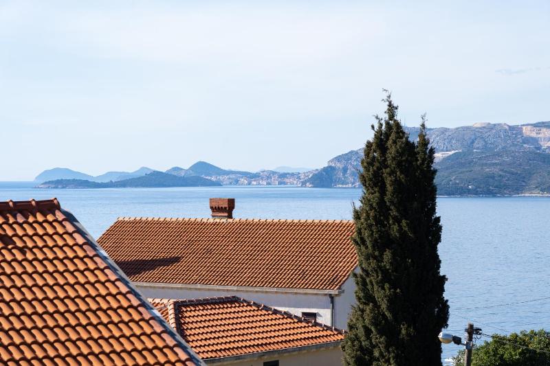 Apartment Gac - image 13