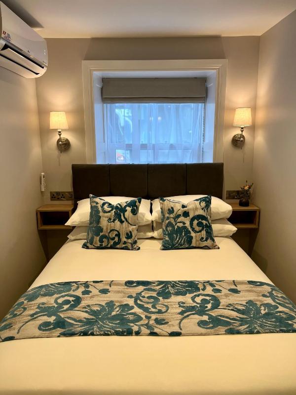 Number 31 Boutique Townhouse - image 6