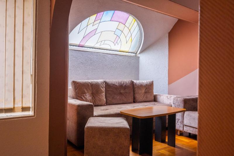 One-Bedroom Suite with Balcony image 1