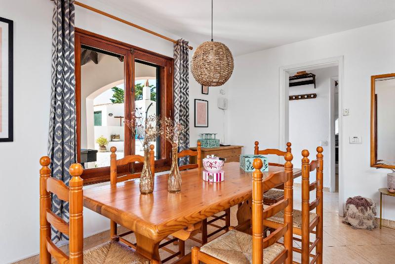 Nuriana 4 bedroom villa Calan Blanes - image 14