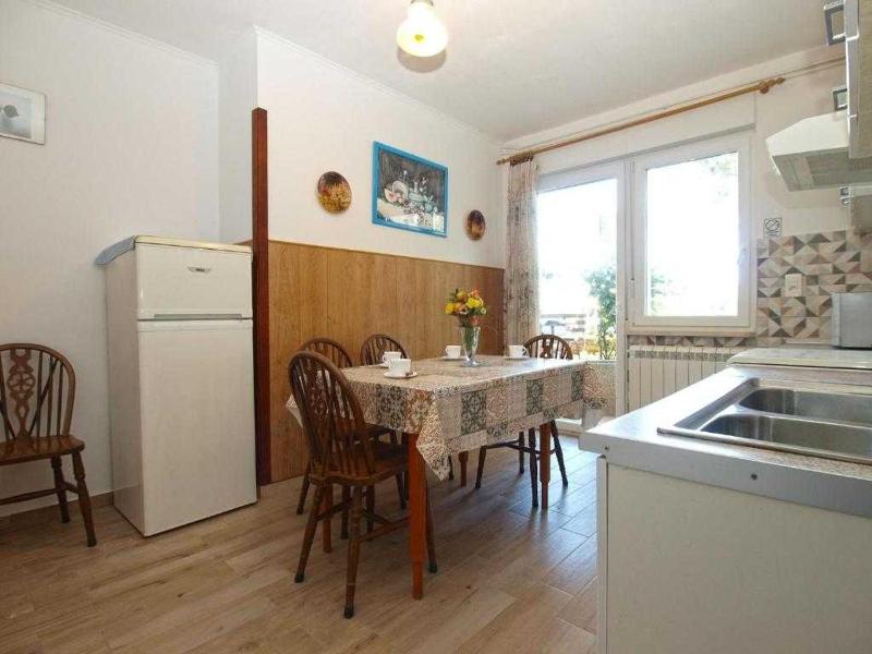 Apartment in Pula with terrace air conditioning W-LAN washing machine 633-6 - image 18