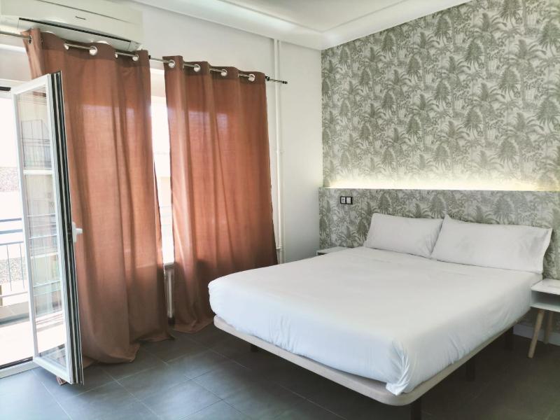 Family Room with Terrace image 2