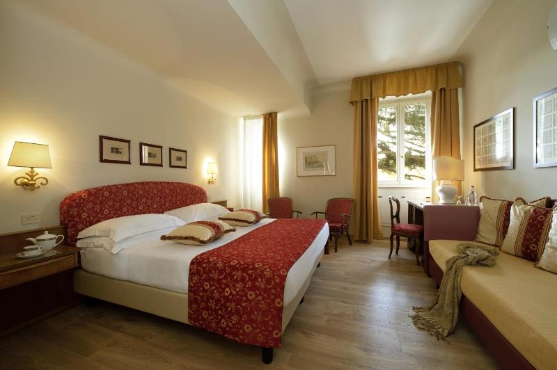 Triple Room image 1