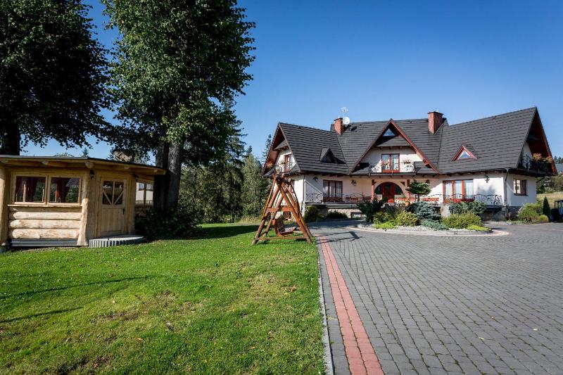 Sykowny Dworek Apartamenty - image 3