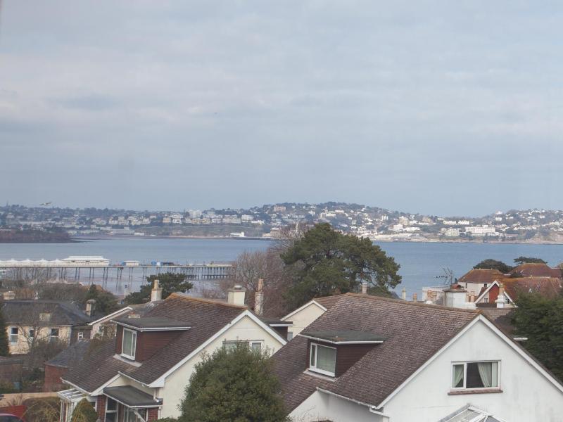 Single Room with Sea View image 2