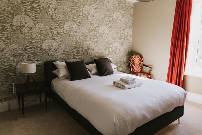Double Room image 1