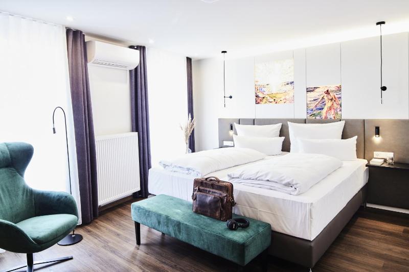 Design- und Kunsthotel München - image 14