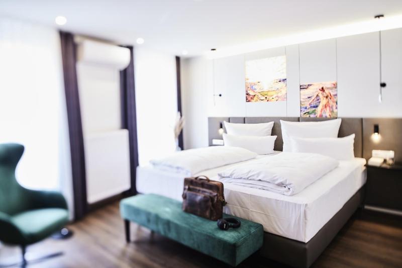 Design- und Kunsthotel München - image 7